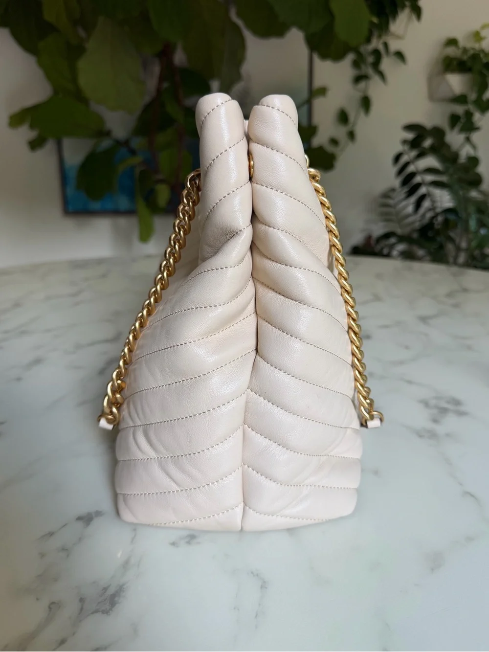 Tory Burch excellent she